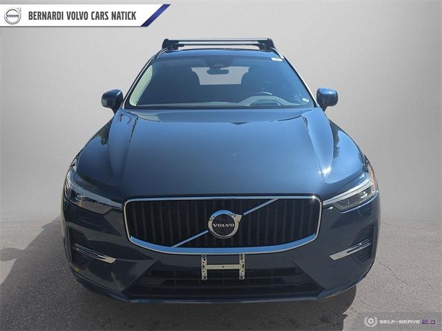 2022 Volvo XC60 Momentum