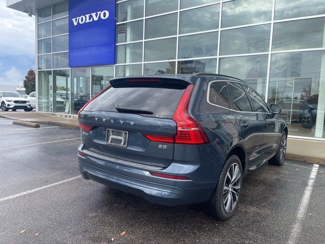 2022 Volvo XC60 Momentum