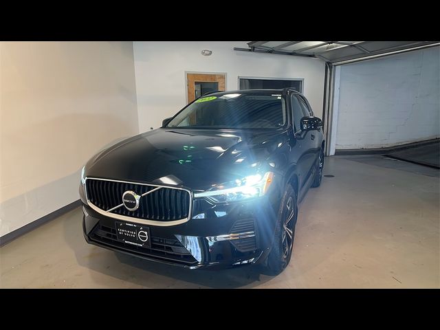 2022 Volvo XC60 Momentum