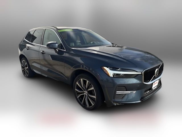 2022 Volvo XC60 Momentum