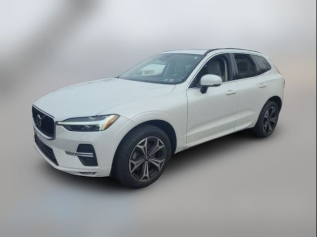 2022 Volvo XC60 Momentum