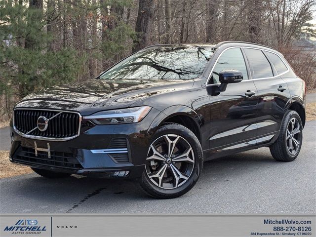 2022 Volvo XC60 Momentum