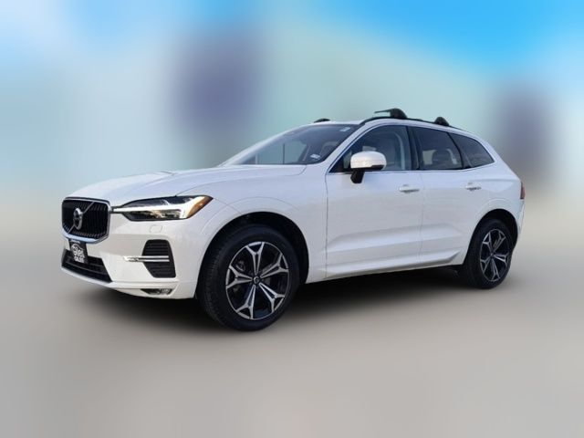 2022 Volvo XC60 Momentum