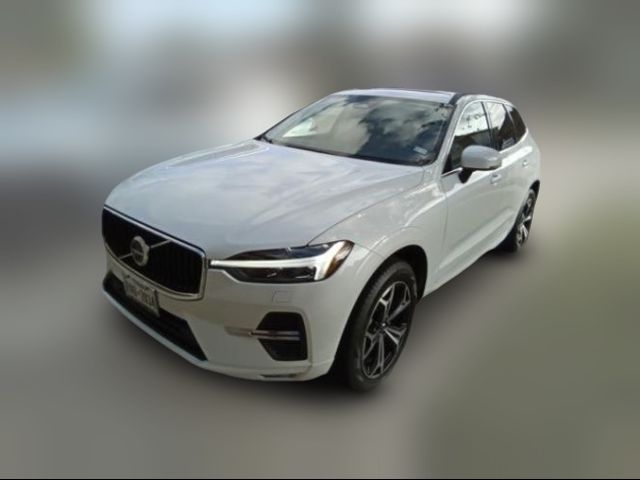 2022 Volvo XC60 Momentum