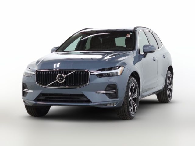 2022 Volvo XC60 Momentum