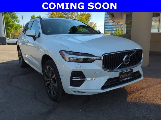 2022 Volvo XC60 Momentum