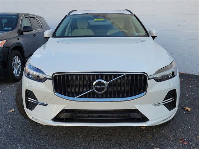 2022 Volvo XC60 Momentum