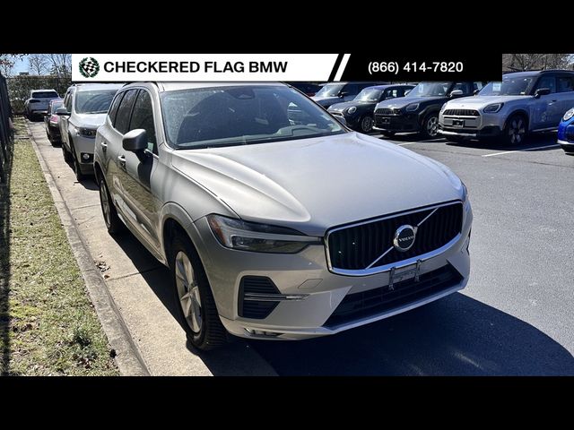 2022 Volvo XC60 Momentum