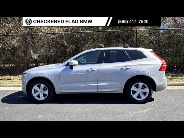 2022 Volvo XC60 Momentum