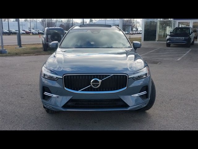 2022 Volvo XC60 Momentum