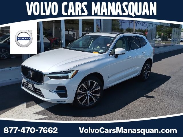 2022 Volvo XC60 Momentum