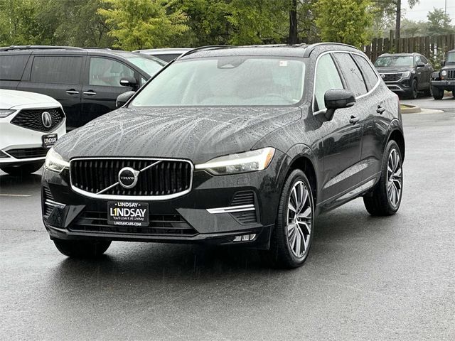 2022 Volvo XC60 Momentum