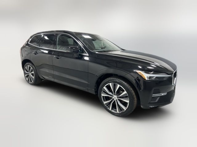 2022 Volvo XC60 Momentum