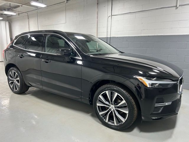 2022 Volvo XC60 Momentum