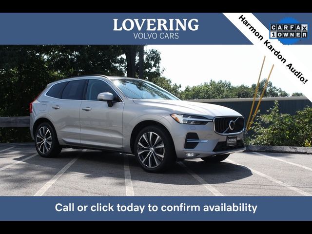 2022 Volvo XC60 Momentum