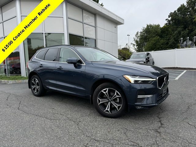 2022 Volvo XC60 Momentum