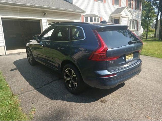 2022 Volvo XC60 Momentum