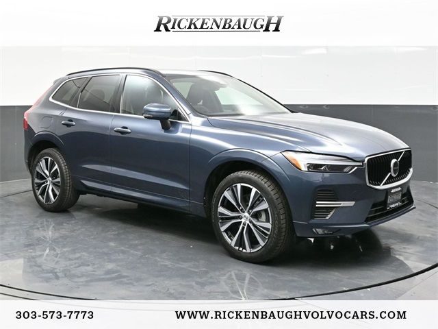 2022 Volvo XC60 Momentum