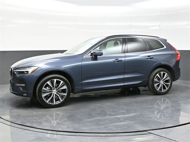 2022 Volvo XC60 Momentum