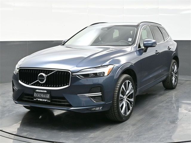 2022 Volvo XC60 Momentum