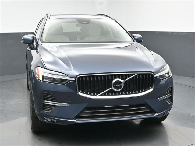 2022 Volvo XC60 Momentum