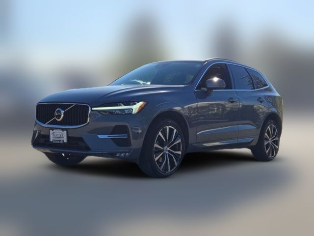 2022 Volvo XC60 Momentum