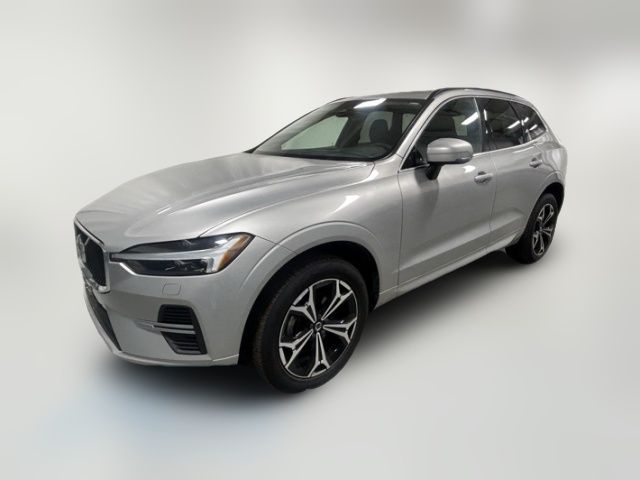 2022 Volvo XC60 Momentum