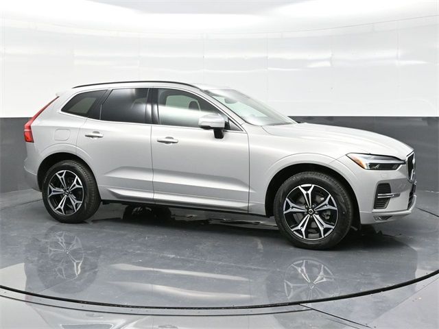 2022 Volvo XC60 Momentum