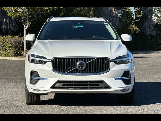 2022 Volvo XC60 Momentum