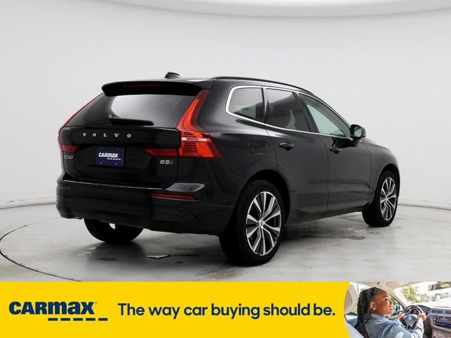 2022 Volvo XC60 Momentum