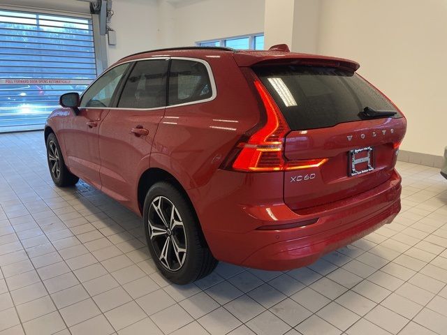 2022 Volvo XC60 Momentum