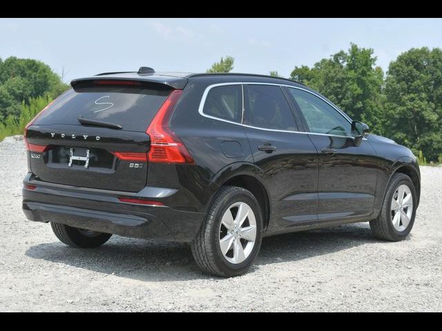 2022 Volvo XC60 Momentum