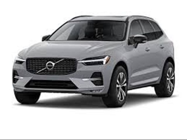 2022 Volvo XC60 Momentum