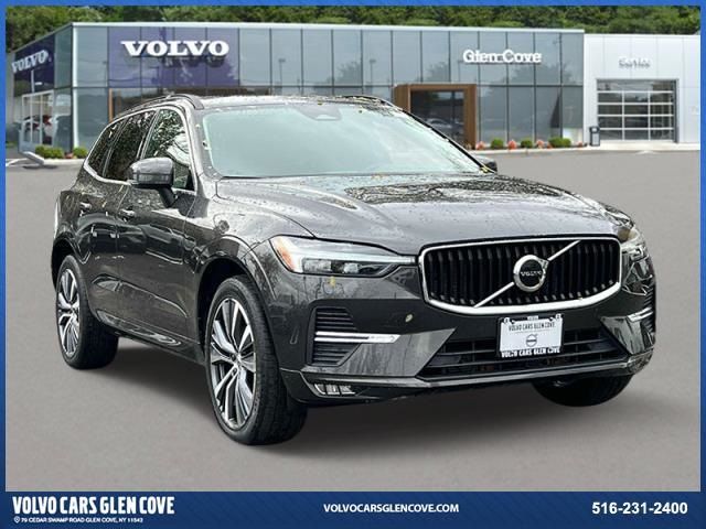 2022 Volvo XC60 Momentum