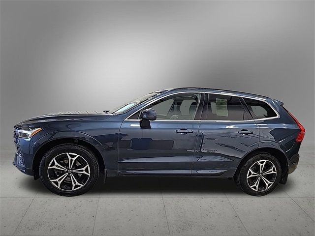 2022 Volvo XC60 Momentum