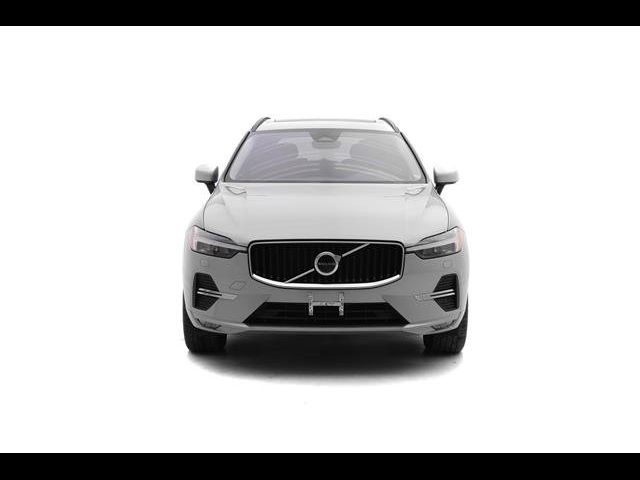 2022 Volvo XC60 Momentum