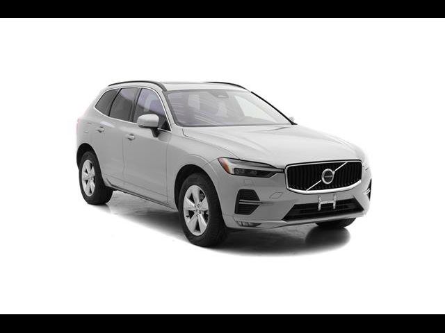 2022 Volvo XC60 Momentum