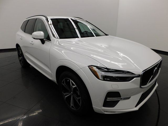 2022 Volvo XC60 Momentum