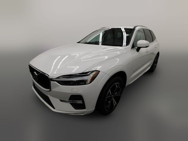 2022 Volvo XC60 Momentum