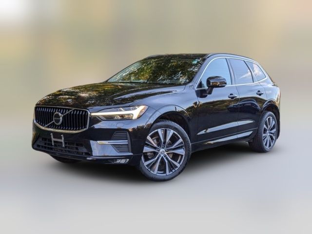 2022 Volvo XC60 Momentum