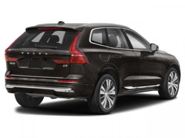 2022 Volvo XC60 R-Design