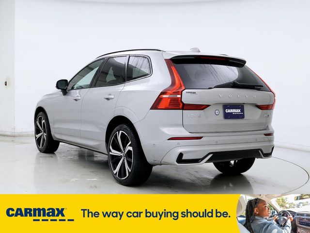 2022 Volvo XC60 R-Design