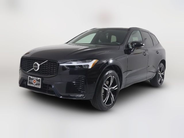 2022 Volvo XC60 R-Design