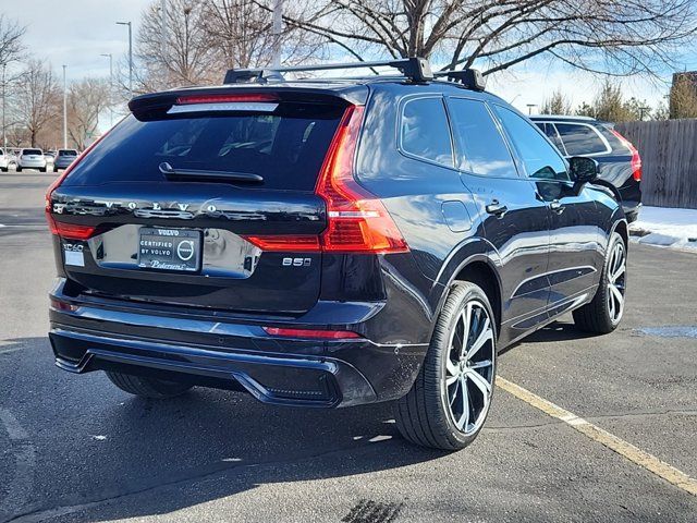 2022 Volvo XC60 R-Design