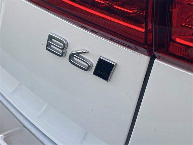 2022 Volvo XC60 Inscription