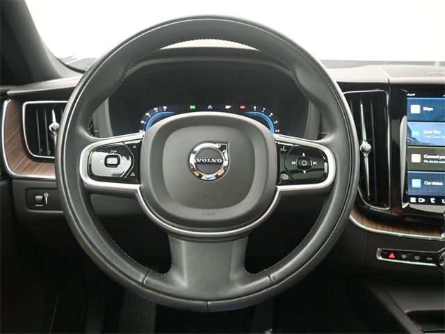 2022 Volvo XC60 Inscription