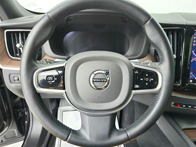 2022 Volvo XC60 Inscription