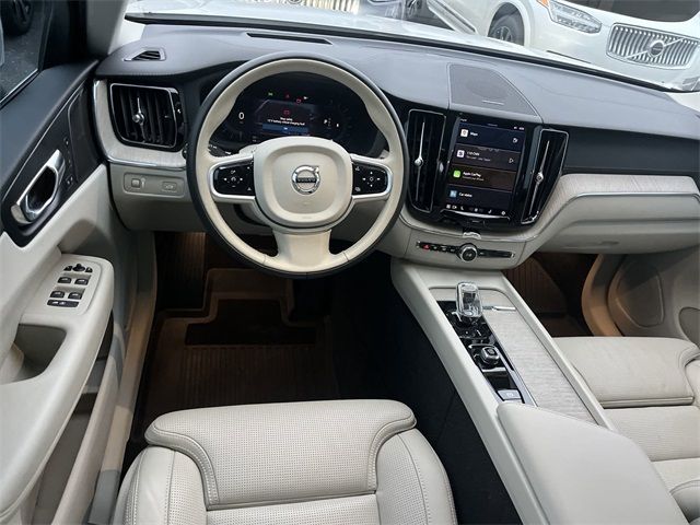 2022 Volvo XC60 Inscription