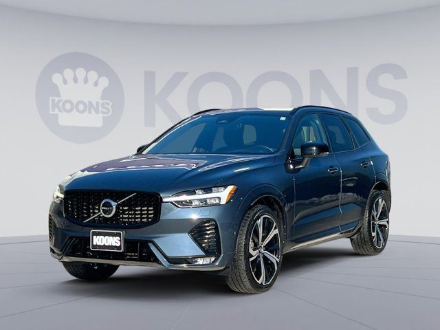 2022 Volvo XC60 R-Design