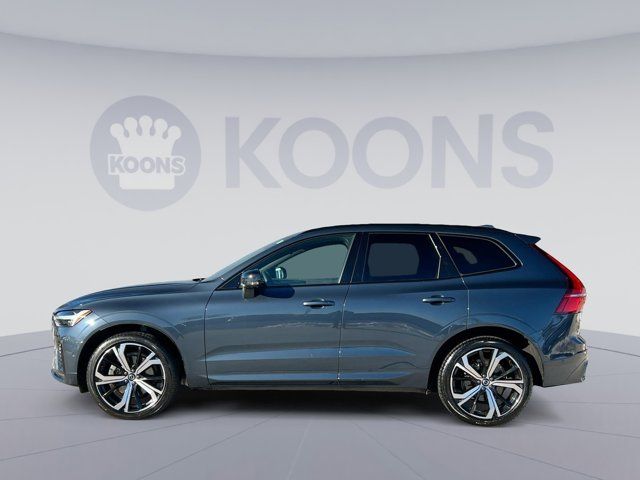 2022 Volvo XC60 R-Design